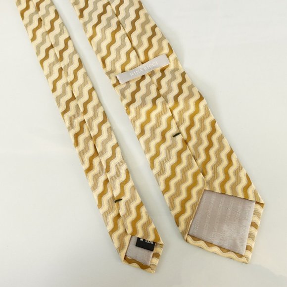 NINA RICCI Luxury Men's Cream Ivory Gold Yellow Wavy Striped Necktie 100% Silk - Picture 6 of 13